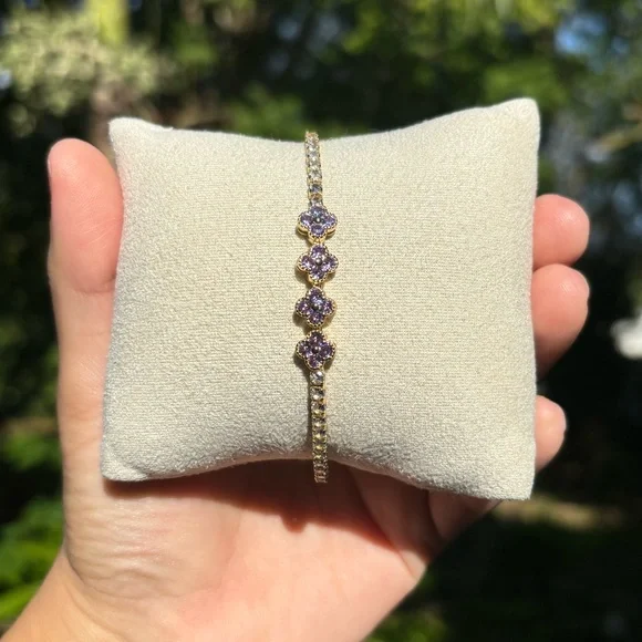 18K Gold Plated Stainless Steel Lilac Purple Diamond Flower Bracelet - Picture 1 of 5